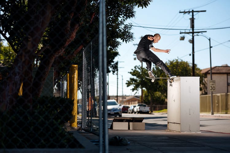 cam fs noseslide 2000px