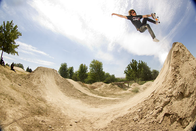 26 Jerry Boneless BikeTrack web 750px