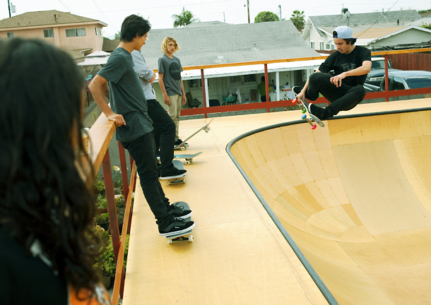 Burnout: Meet at Louie's